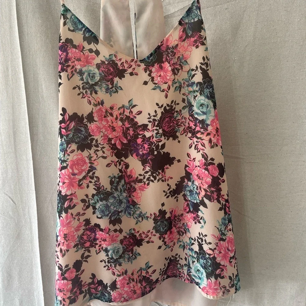 Floral Camisole Top - Picture 5 of 7